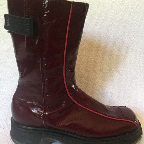 dr martens mid calf zip boot